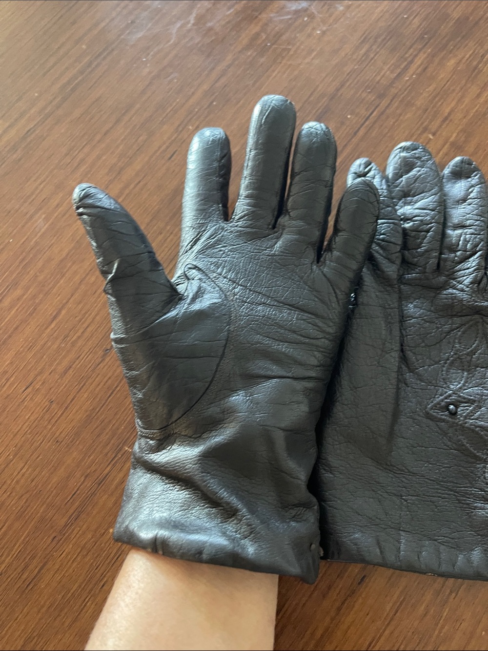 Classic Dark Brown Leather Gloves